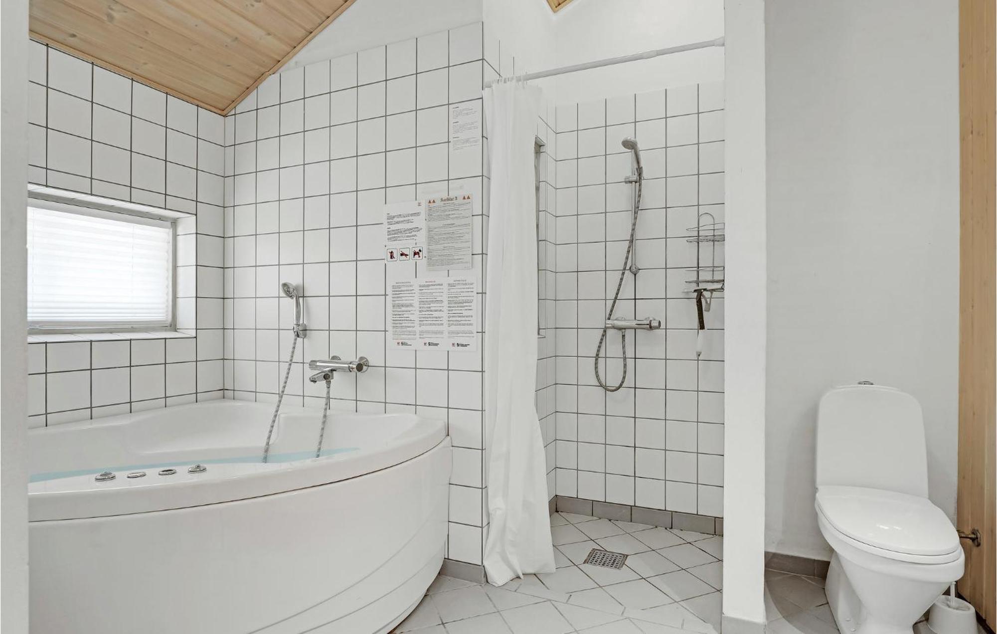 Awesome Home In Nexo With Sauna Snogebæk Zewnętrze zdjęcie